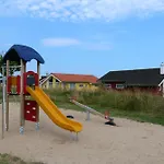 2 Sea C 71 Tatil Evi *